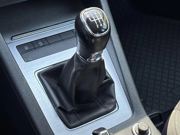 Škoda Octavia 1.8 TSI Ambition + - foto 13