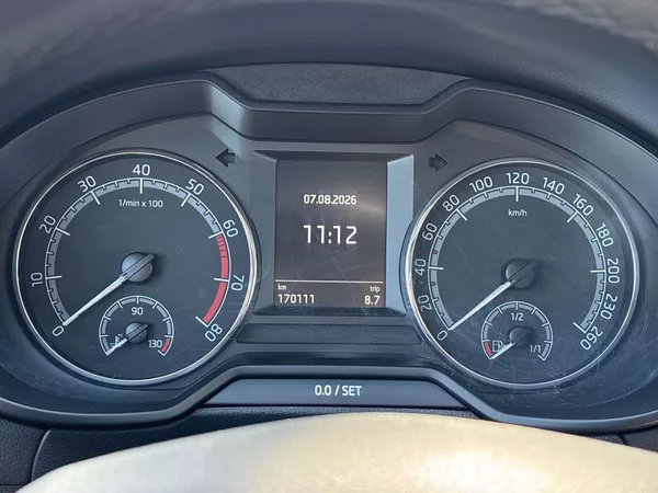 Škoda Octavia 1.8 TSI Ambition + - foto 6