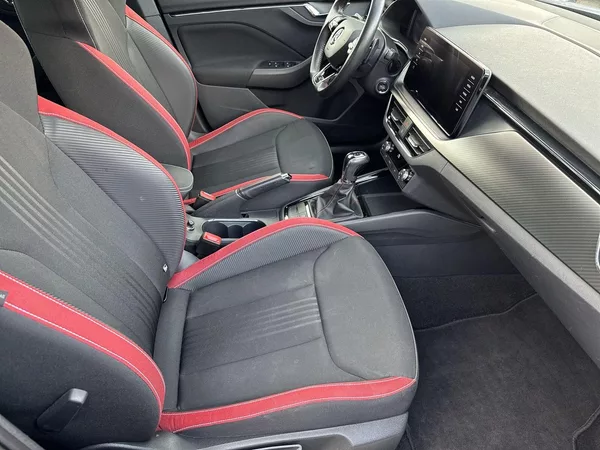 Škoda Kamiq 1.0 TSI DSG Monte Carlo - foto 9
