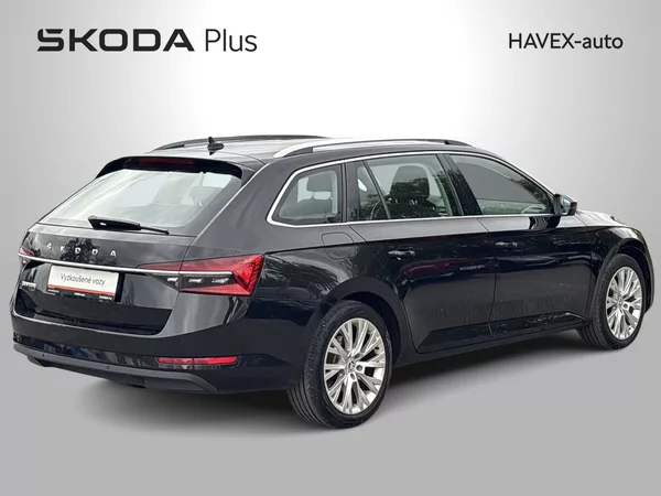 Škoda Superb Combi 2.0 TDI DSG Style - foto 2