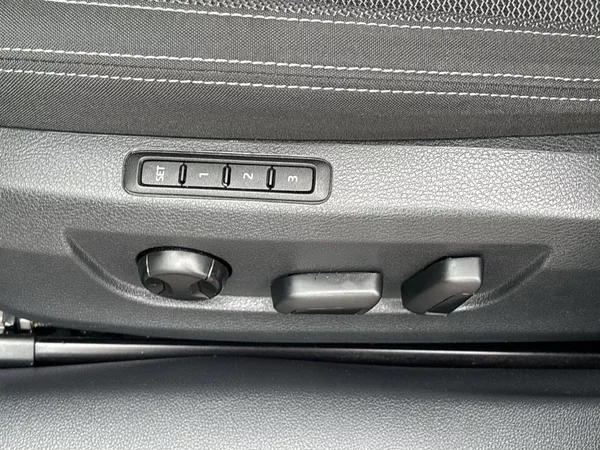 Škoda Superb Combi 2.0 TDI DSG Style - foto 23