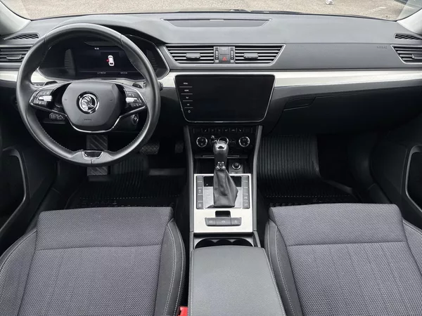 Škoda Superb Combi 2.0 TDI DSG Style - foto 5