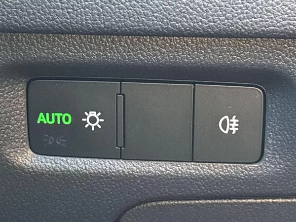 Škoda Octavia Combi 2.0 TDI DSG Top Selectio - foto 16
