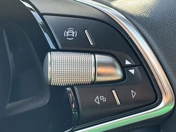 Škoda Octavia Combi 2.0 TDI DSG Top Selectio - foto 20
