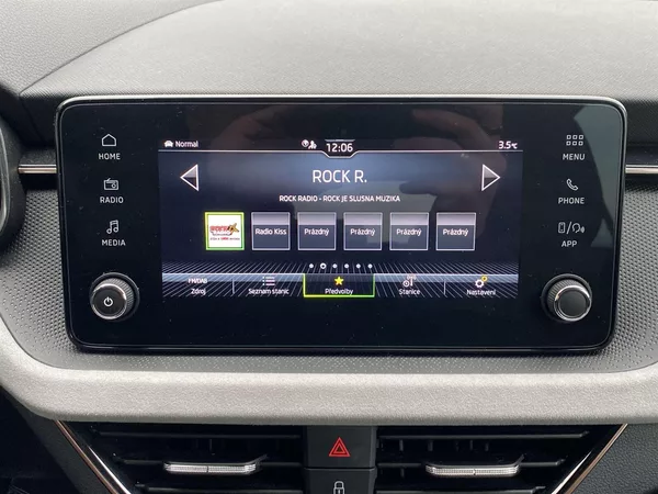 Škoda Kamiq 1.0 TSI Top Selection - foto 14