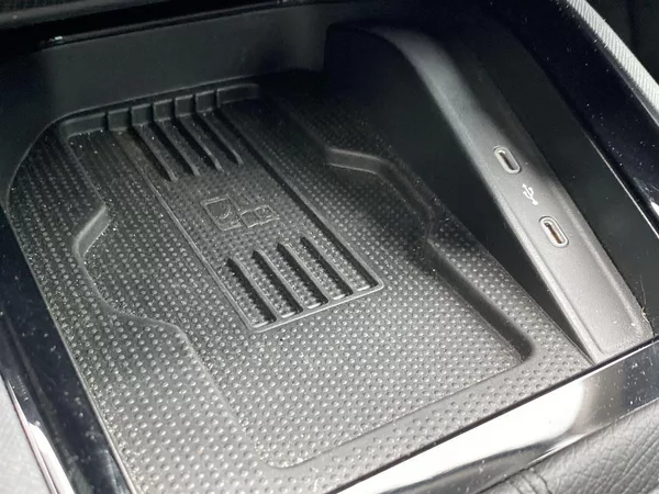 Škoda Kamiq 1.0 TSI Top Selection - foto 18