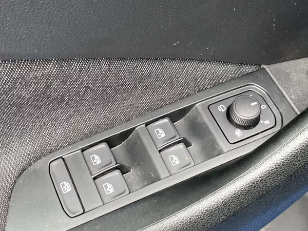 Škoda Kamiq 1.0 TSI Top Selection - foto 20