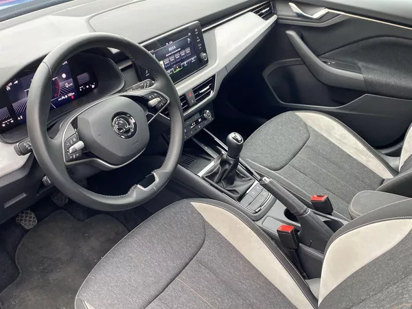 Škoda Kamiq 1.0 TSI Top Selection - foto 8