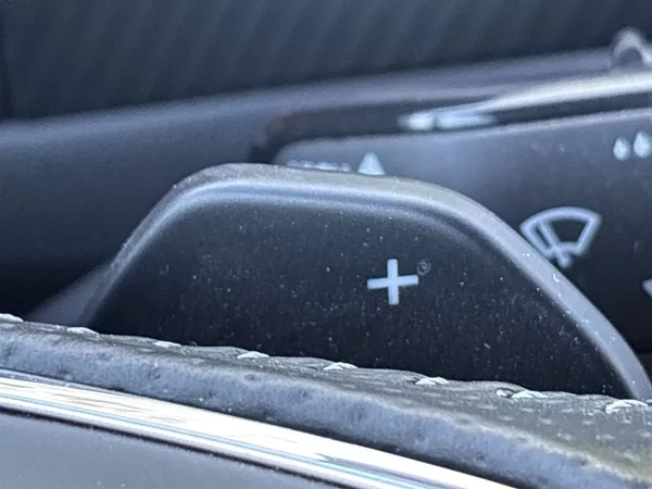 Škoda Superb Combi 2.0 TDI DSG Sportline - foto 22