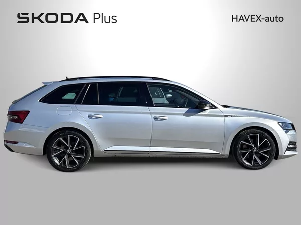 Škoda Superb Combi 2.0 TDI DSG Sportline - foto 36