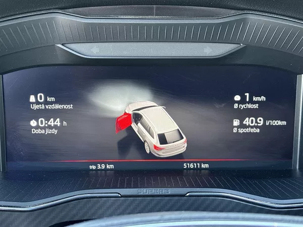 Škoda Superb Combi 2.0 TDI DSG Sportline - foto 7