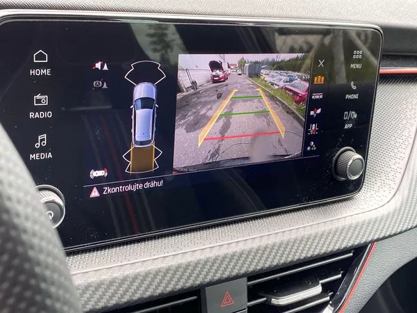 Škoda Kamiq 1.5 TSI DSG Monte Carlo - foto 10
