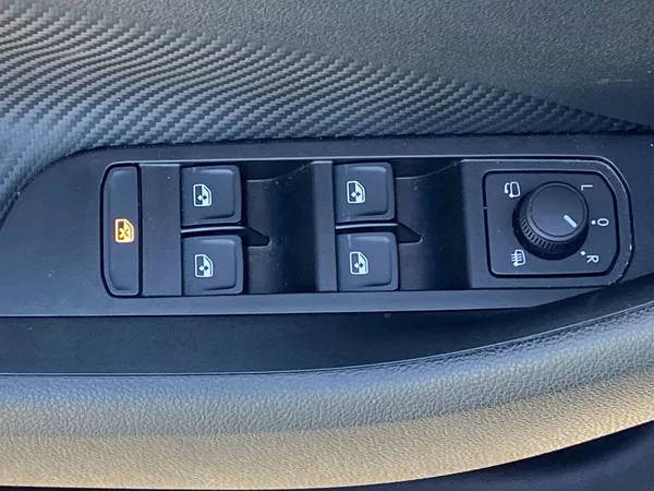 Škoda Kamiq 1.5 TSI DSG Monte Carlo - foto 25