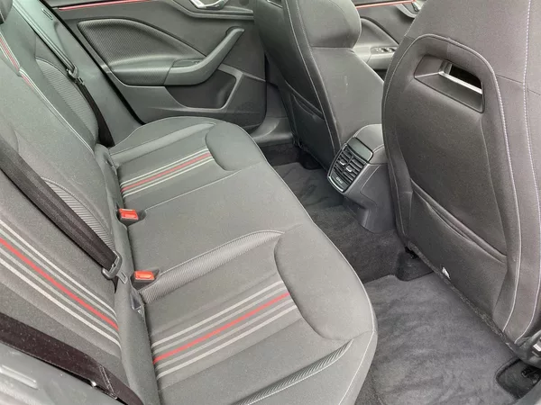 Škoda Kamiq 1.5 TSI DSG Monte Carlo - foto 9