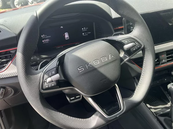 Škoda Kamiq 1,5 TSI 110 kW DSG MONTE CARLO - foto 21