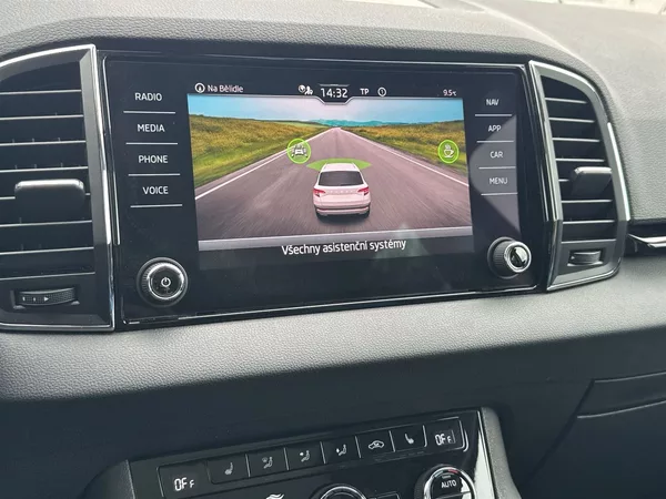 Škoda Karoq 2.0 TDI Style - foto 17