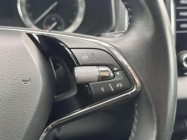 Škoda Karoq 2.0 TDI Style - foto 22
