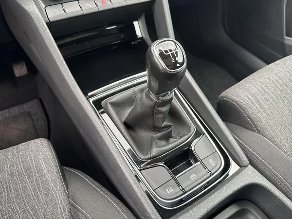 Škoda Karoq 2.0 TDI Style - foto 25