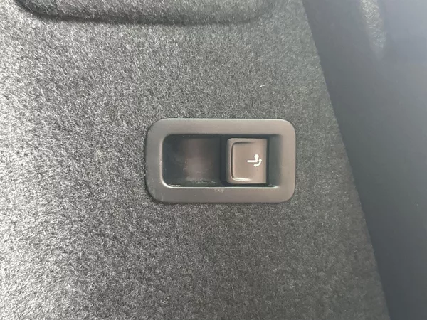 Škoda Karoq 2.0 TDI Style - foto 28