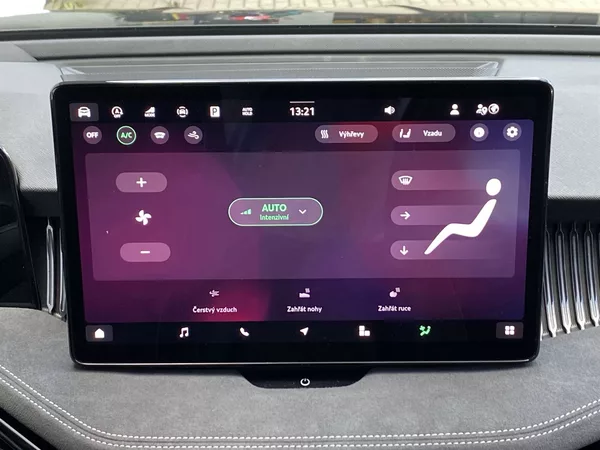 Škoda Superb 2.0 TDI 4x4 DSG SportLine - foto 15