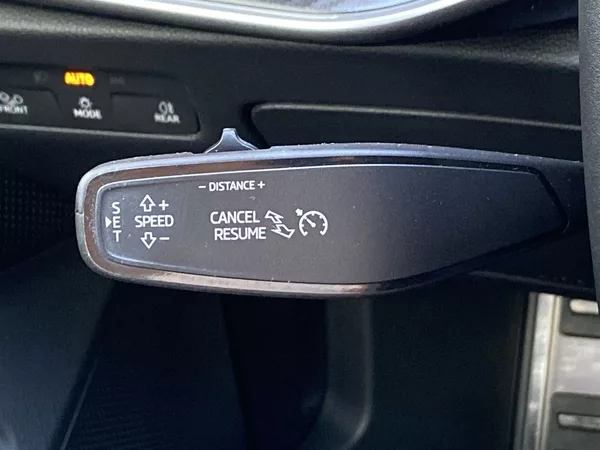 Škoda Superb 2.0 TDI 4x4 DSG SportLine - foto 20