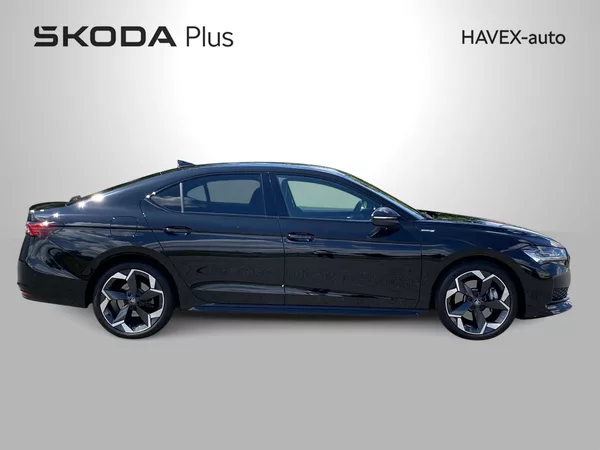 Škoda Superb 2.0 TDI 4x4 DSG SportLine - foto 37