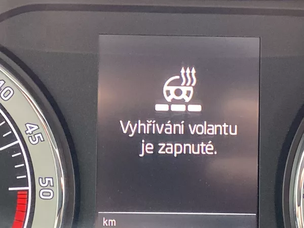 Škoda Karoq 2.0 TDI Style+ - foto 19