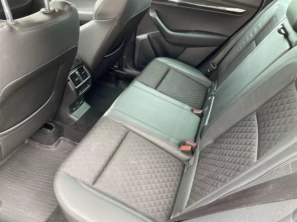 Škoda Karoq 2.0 TDI Style+ - foto 7