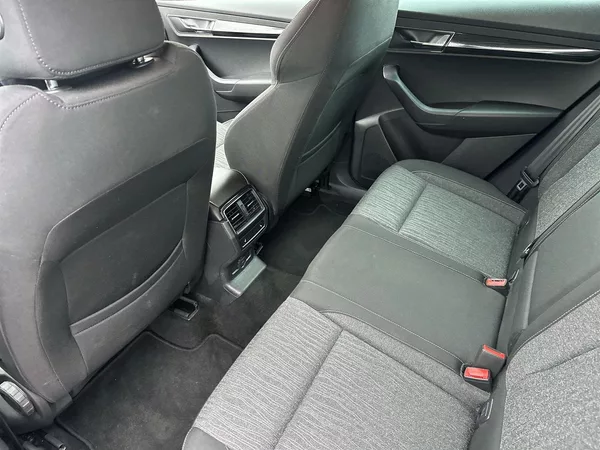 Škoda Karoq 2.0 TDI Style - foto 8