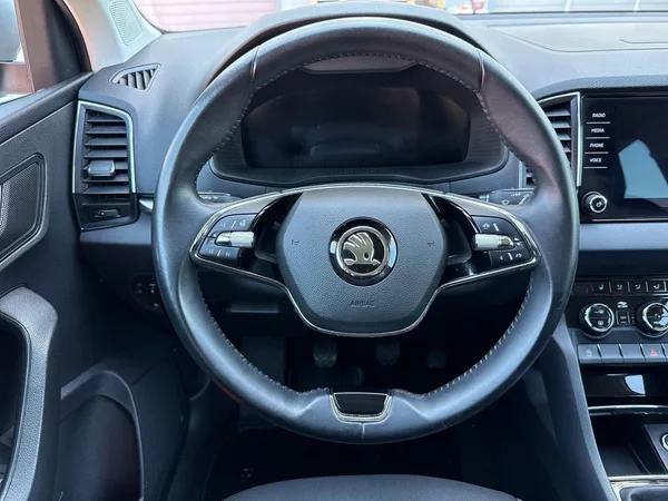 Škoda Karoq 1.5 TSI Ambition - foto 10