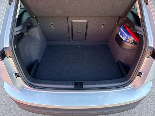 Škoda Karoq 1.5 TSI Ambition - foto 30