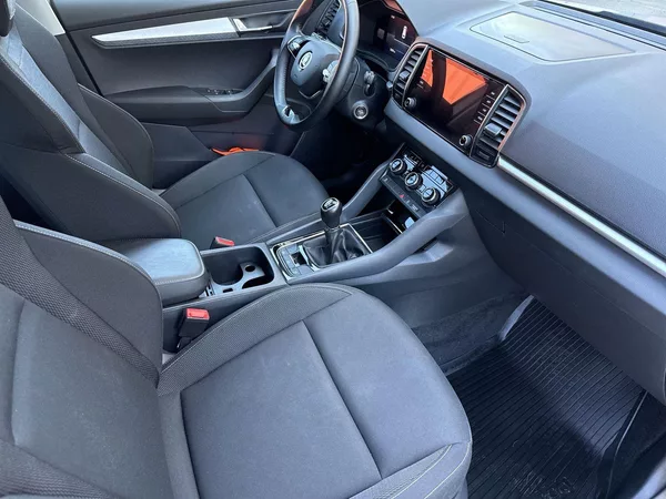 Škoda Karoq 1.5 TSI Ambition - foto 8