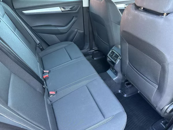 Škoda Karoq 1.5 TSI Ambition - foto 9