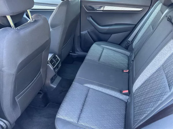 Škoda Karoq 1.5 TSI Style + - foto 8