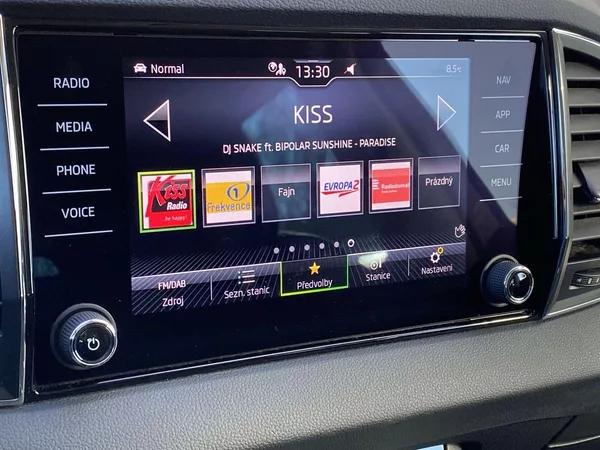 Škoda Karoq 2.0 TDI DSG Style+ - foto 12