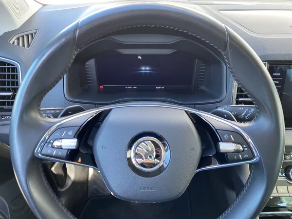 Škoda Karoq 2.0 TDI DSG Style+ - foto 17