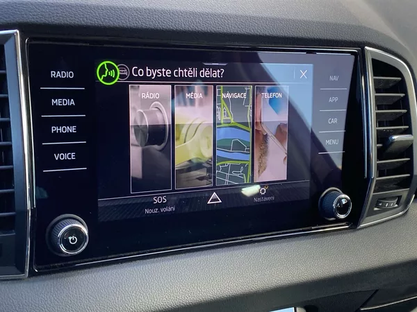 Škoda Karoq 2.0 TDI DSG Style+ - foto 19