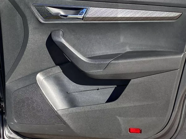 Škoda Karoq 2.0 TDI DSG Style+ - foto 30