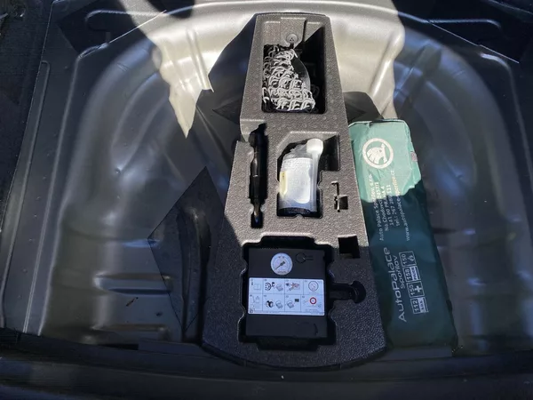 Škoda Karoq 2.0 TDI DSG Style+ - foto 32
