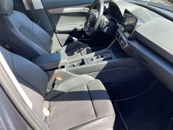 Cupra Formentor 1.5 TSI DSG - foto 8