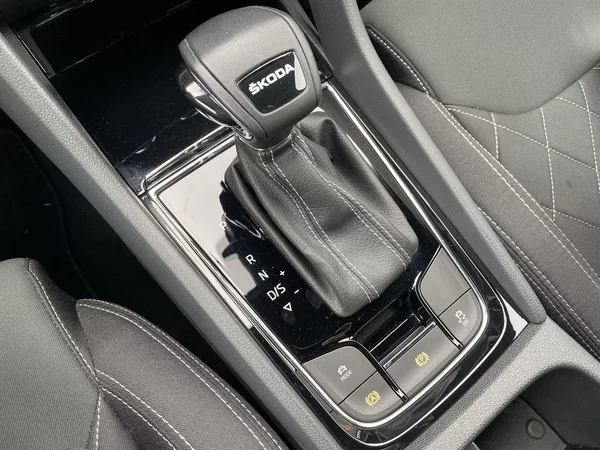 Škoda Karoq 1.5 TSI DSG Sportline - foto 15