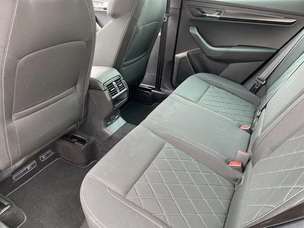 Škoda Karoq 1.5 TSI DSG Sportline - foto 8