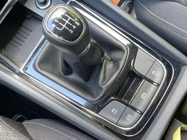 Škoda Karoq 1.5 TSI Top Selection - foto 16