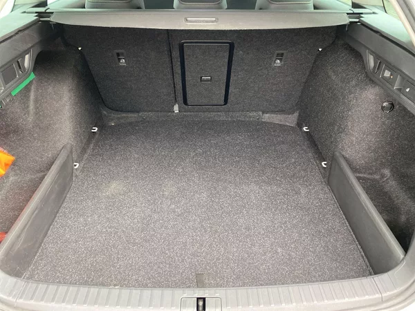 Škoda Octavia Combi 2.0 TDI DSG Top Selectio - foto 32