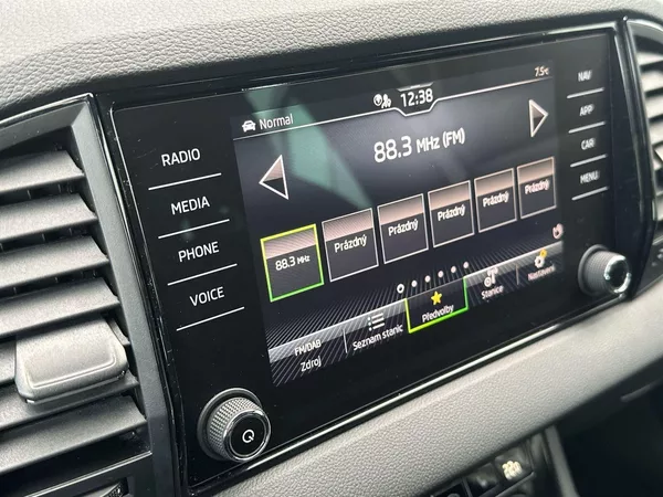 Škoda Karoq 2.0 TDI 4x4 DSG Sportline - foto 13