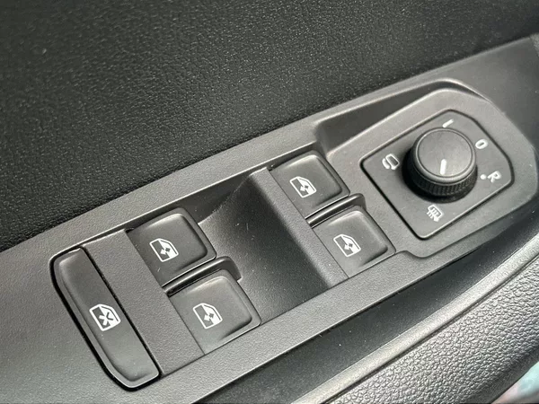 Škoda Karoq 2.0 TDI 4x4 DSG Sportline - foto 17