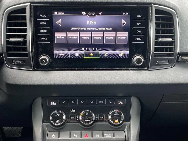 Škoda Karoq 2.0 TDI 4x4 DSG Style + - foto 14