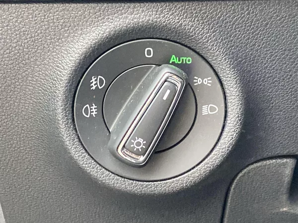 Škoda Karoq 2.0 TDI 4x4 DSG Style + - foto 16