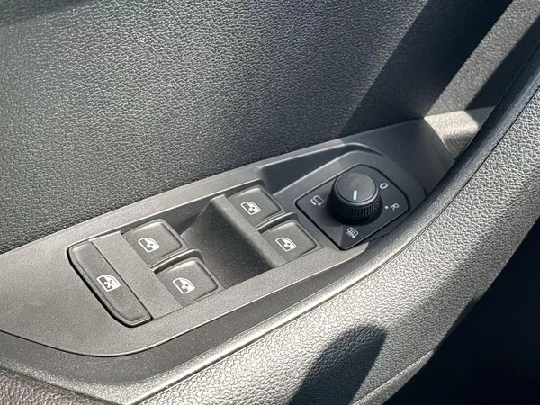 Škoda Karoq 1.5 TSI DSG Style - foto 16