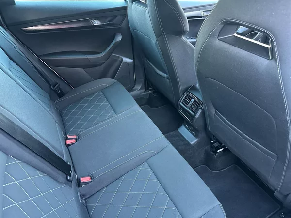 Škoda Karoq 2.0 TSI 4x4 DSG Sportline - foto 10